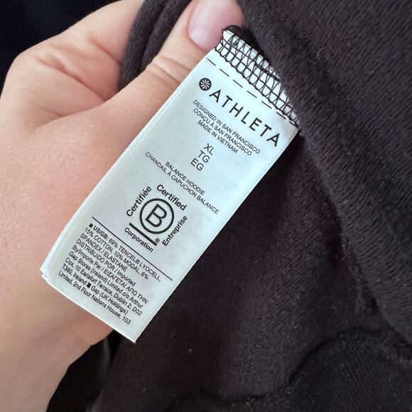 Athleta Black Pullover Hoodie XL - Kangaroo Pocket Comfort - Picture 6 of 8